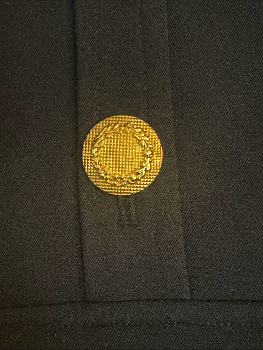 NEVER WORN L'AGENCE Navy Short-Sleeve Sheath Dress with Gold Buttons. Size 4. - Picture 5 of 5